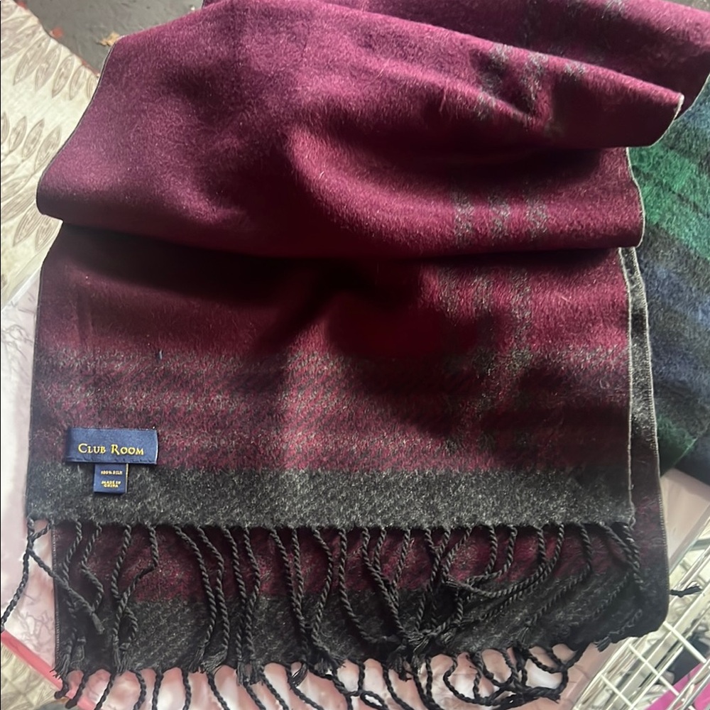 Club Room 100percent silk Burgundy and Gray Scarf 60x12 reversible
